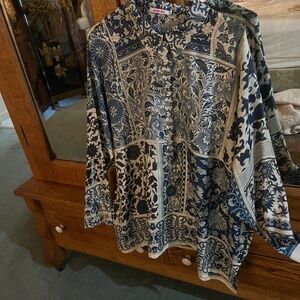 beautiful brand new Jonny Was silk shirt